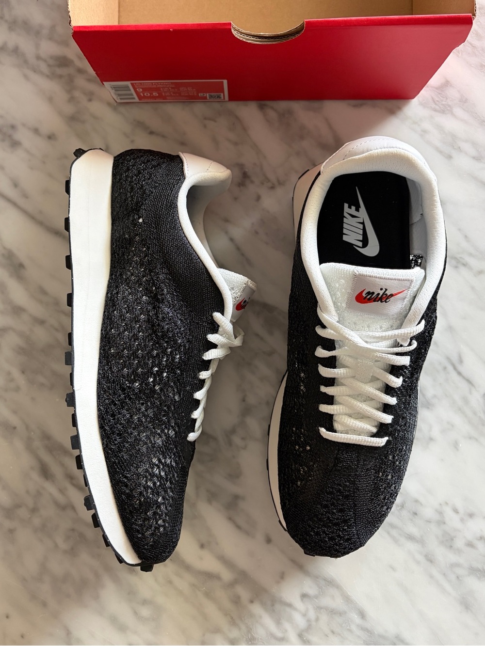 Nike LD-1000 Flyknit Sneakers